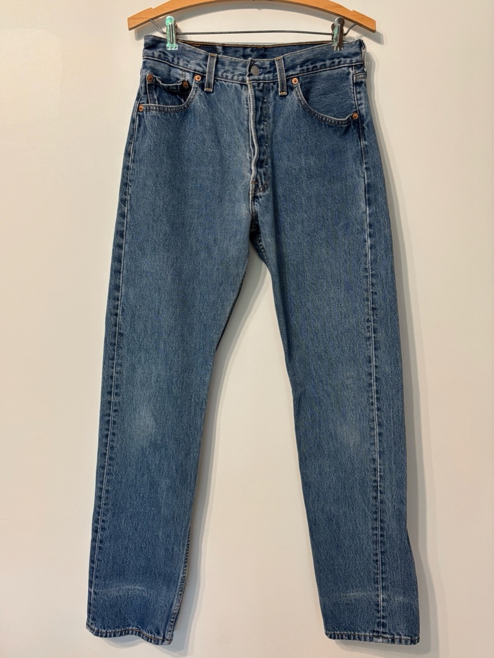 Vintage 501 Levis Jeans MADE IN USA 100% Cotton Mid Wash High Rise Size 30 x 32